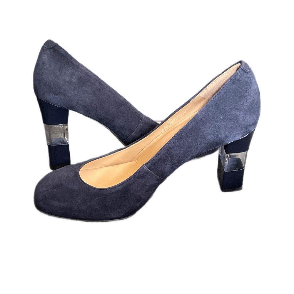 Talbots Blue Suede 3 1/2” Heels with Distinctive Design NWOT or Box Size 6.5